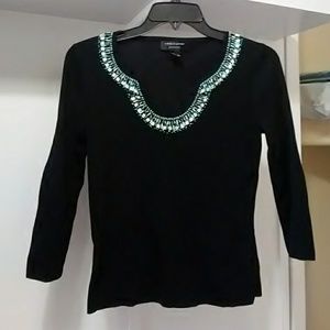 3/4 length sleeve shirt